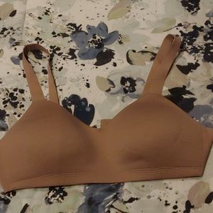 Lululemon Hold True Bra 38C